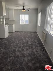 744 Pier Avenue 4, Santa Monica, CA 90405