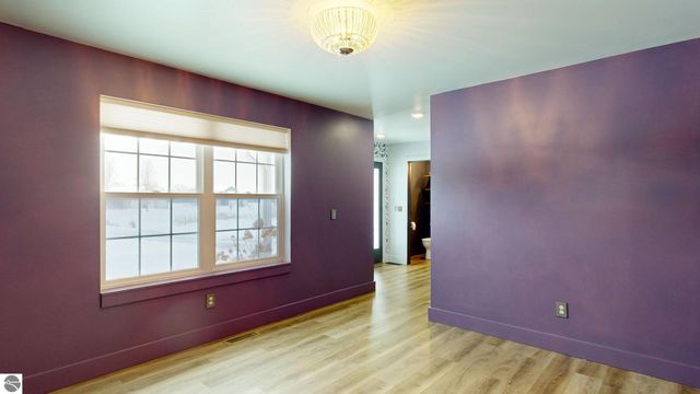 2578 White Pine, Mt Pleasant, MI 48858