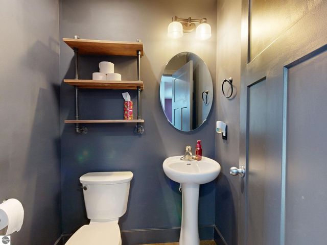 2578 White Pine, Mt Pleasant, MI 48858