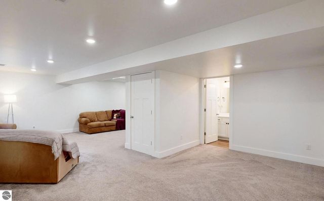 2578 White Pine, Mt Pleasant, MI 48858