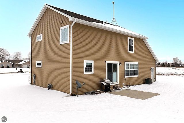 2578 White Pine, Mt Pleasant, MI 48858