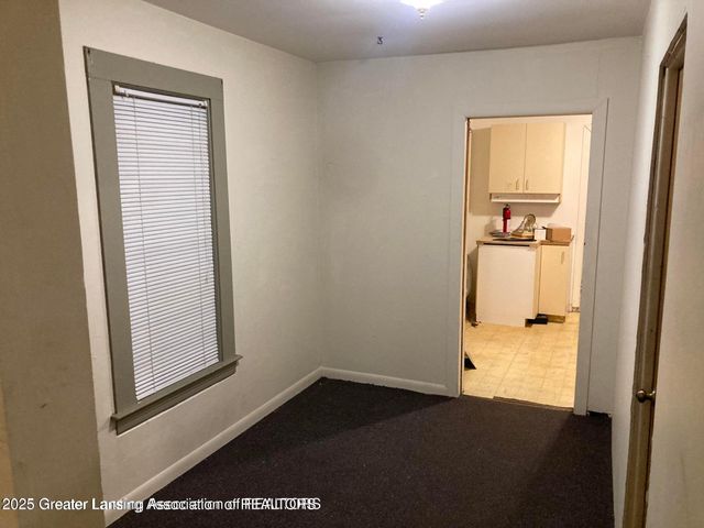 1423 Pontiac Street, Lansing, MI 48910