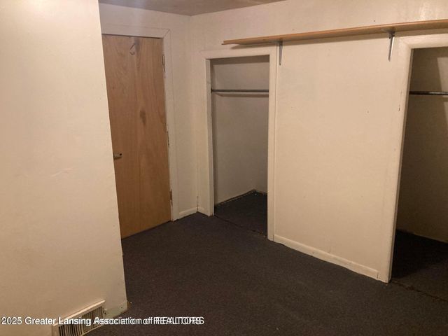 1423 Pontiac Street, Lansing, MI 48910