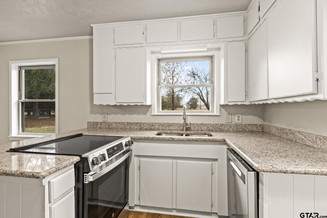 2638 SE County Road 4115, Mt Vernon, TX 75457