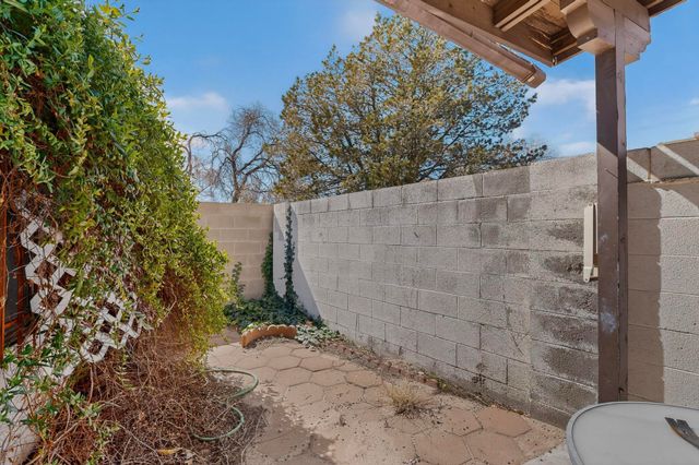 125 Calle Sol Mete NW, Albuquerque, NM 87120