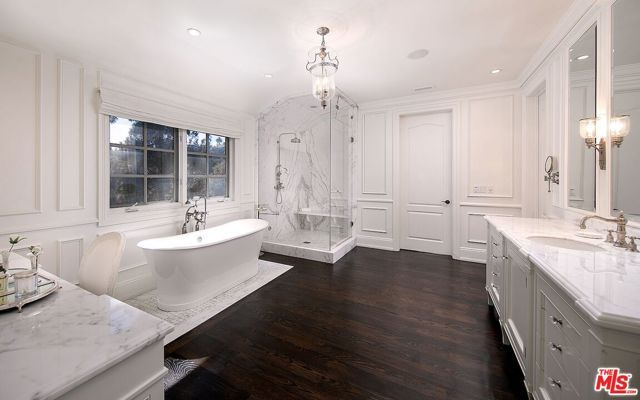 655 N Faring Road, Los Angeles, CA 90077