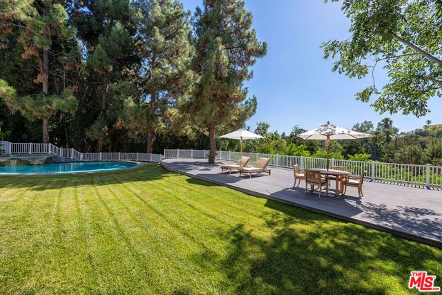 655 N Faring Road, Los Angeles, CA 90077
