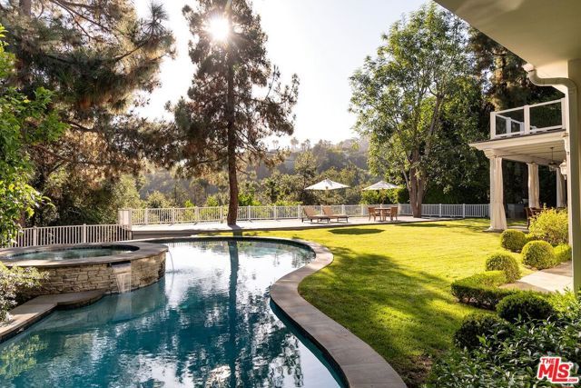 655 N Faring Road, Los Angeles, CA 90077