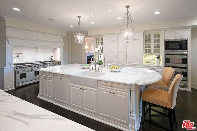 655 N Faring Road, Los Angeles, CA 90077