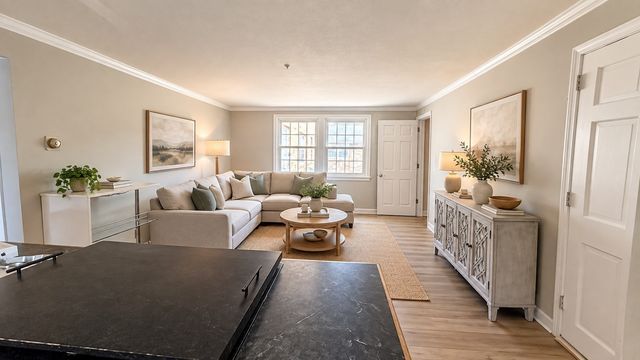 160 Tyngsboro Rd 19C, Chelmsford, MA 01863