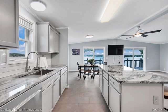 3782 S Shore Drive, Elba Township, MI 48446