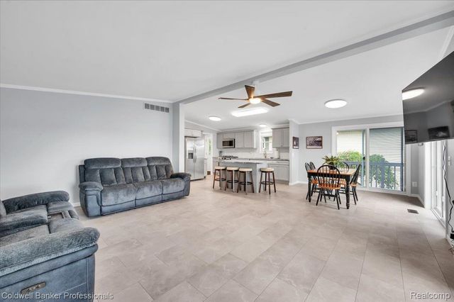 3782 S Shore Drive, Elba Township, MI 48446