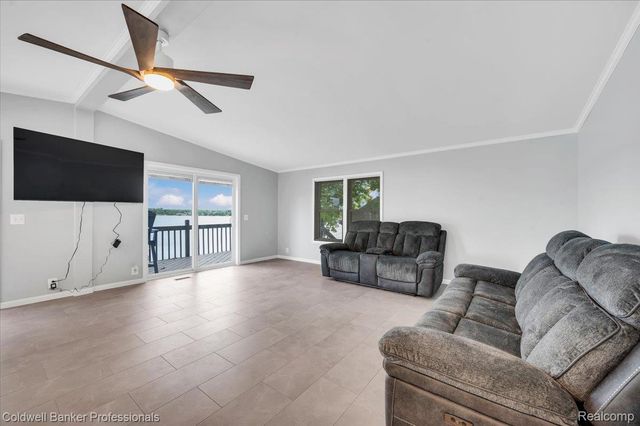 3782 S Shore Drive, Elba Township, MI 48446
