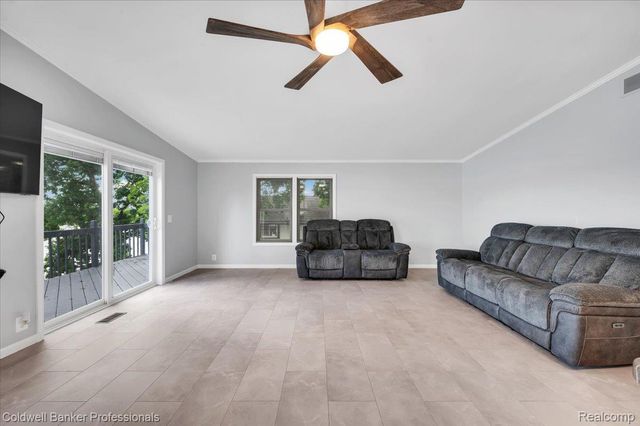 3782 S Shore Drive, Elba Township, MI 48446