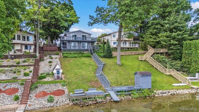 3782 S Shore Drive, Elba Township, MI 48446