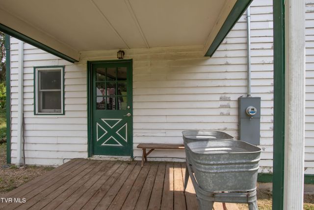 26528 Shortsville Rd Road, Abingdon, VA 24210