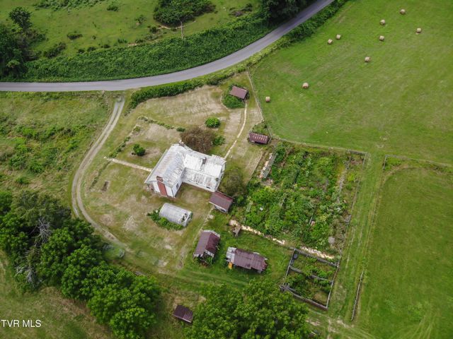 26528 Shortsville Rd Road, Abingdon, VA 24210