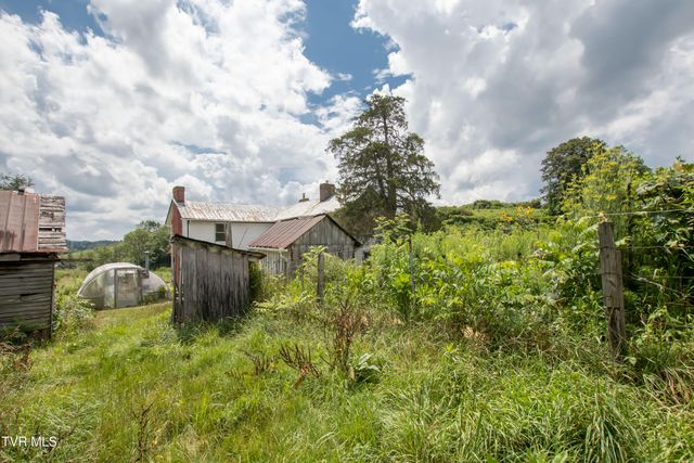 26528 Shortsville Rd Road, Abingdon, VA 24210