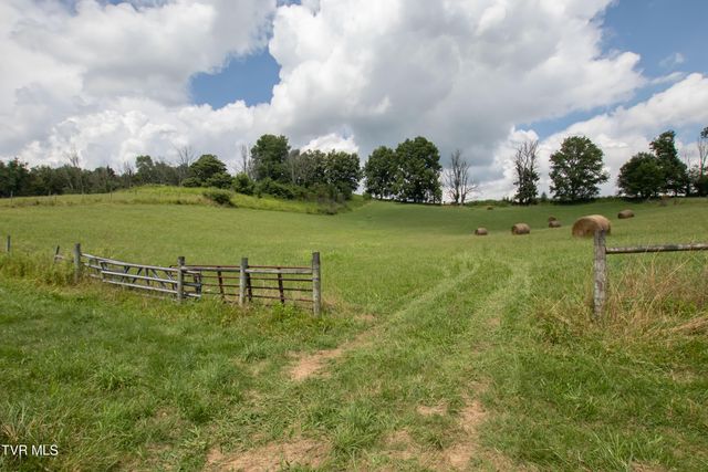 26528 Shortsville Rd Road, Abingdon, VA 24210