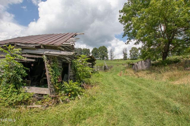 26528 Shortsville Rd Road, Abingdon, VA 24210