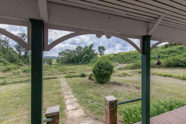26528 Shortsville Rd Road, Abingdon, VA 24210