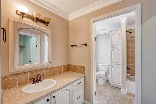 1732 HILLVIEW STREET, Sarasota, FL 34239