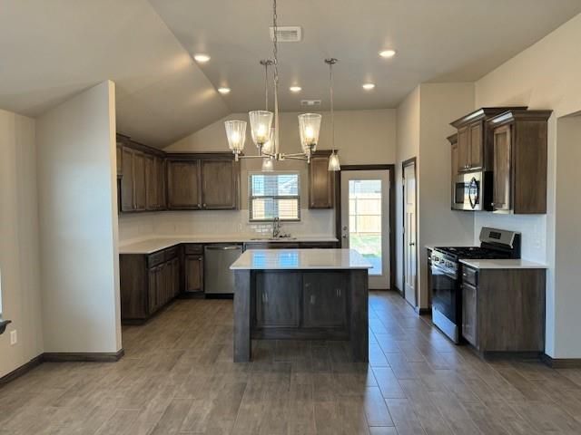 704 Argos Road, Yukon, OK 73099