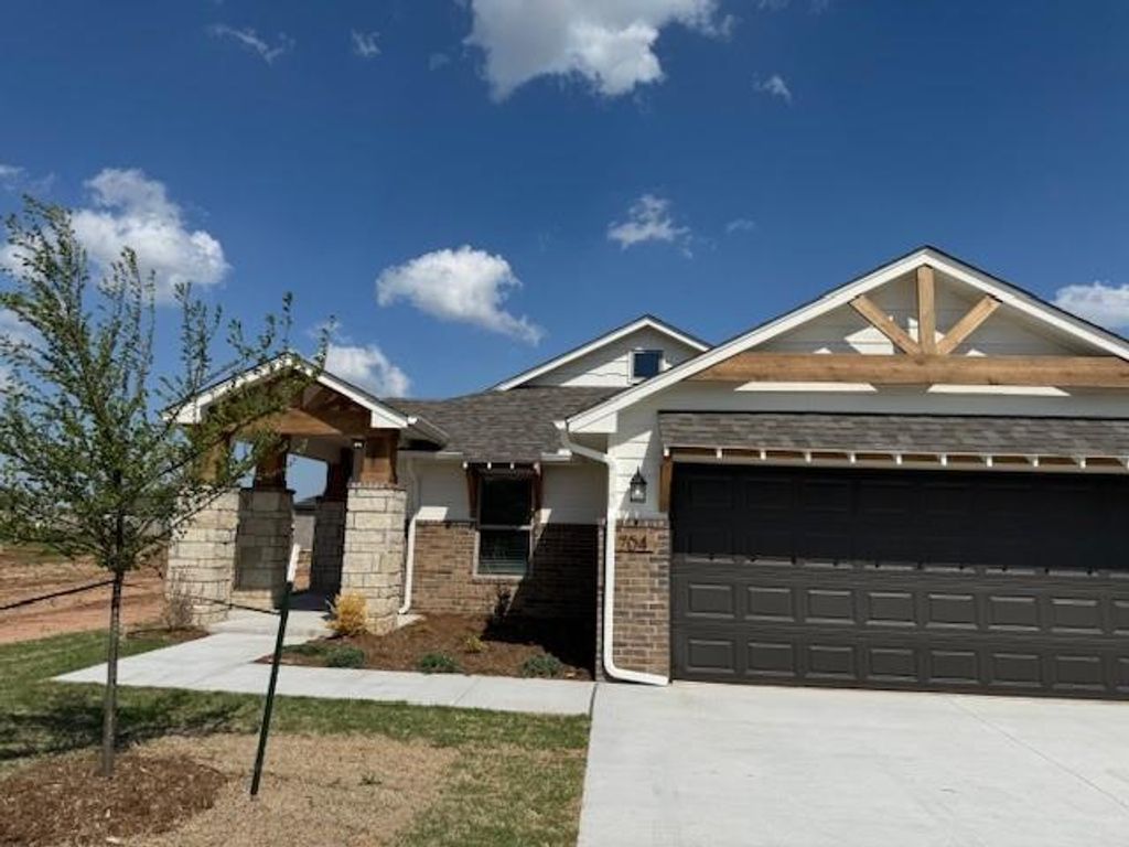 704 Argos Road, Yukon, OK 73099
