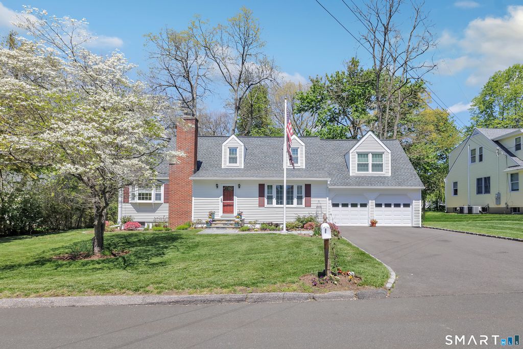 58 Colony Avenue, Trumbull, CT 06611