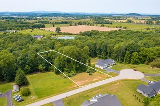 KENNEDY RIDGE CT, Stuarts Draft, VA 24477