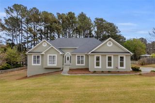 1640 Little Lisa Lane, Snellville, GA 30078