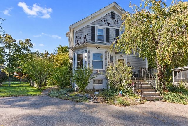 4 Prospect St, North Attleboro, MA 02760
