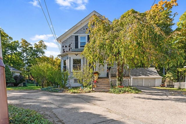 4 Prospect St, North Attleboro, MA 02760