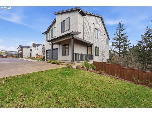7741 Nw LADYBUG Pl, Portland, OR 97229