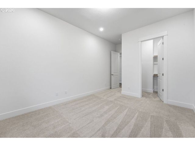 7741 Nw LADYBUG Pl, Portland, OR 97229