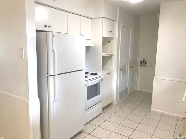 133 E Silver Sands, San Antonio, TX 78216