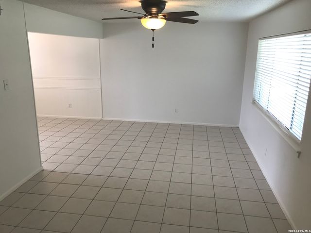 133 E Silver Sands, San Antonio, TX 78216