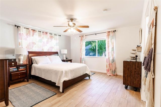 7211 12TH AVENUE N, St Petersburg, FL 33710