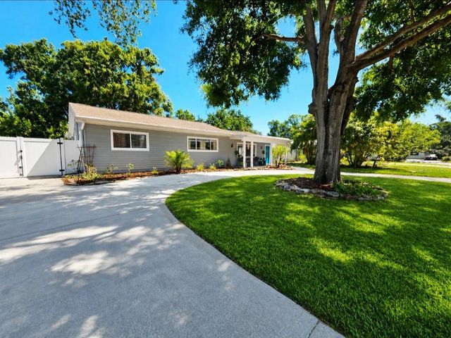 7211 12TH AVENUE N, St Petersburg, FL 33710
