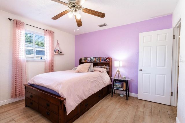 7211 12TH AVENUE N, St Petersburg, FL 33710