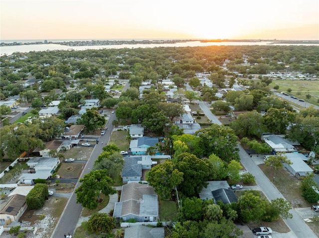 7211 12TH AVENUE N, St Petersburg, FL 33710