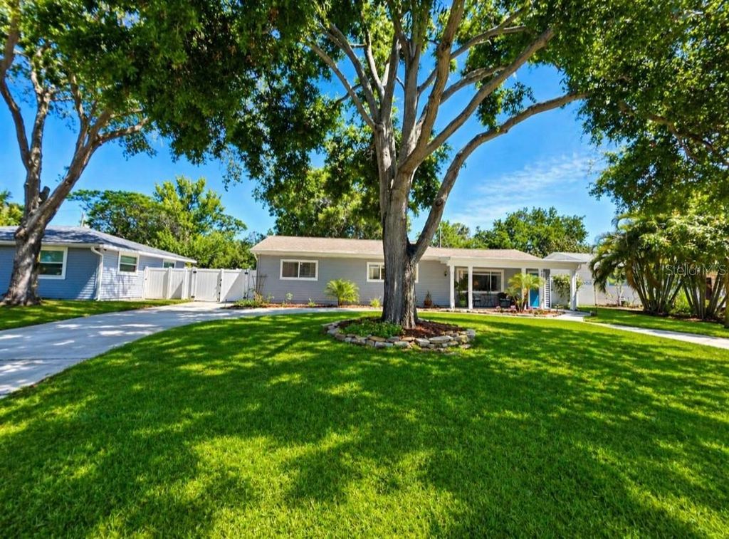 7211 12TH AVENUE N, St Petersburg, FL 33710
