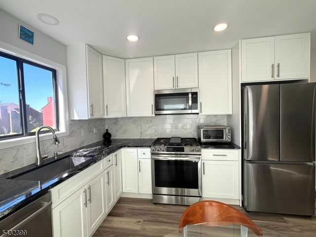 119 Wimbledon Sq, Washington Twp., NJ 07840