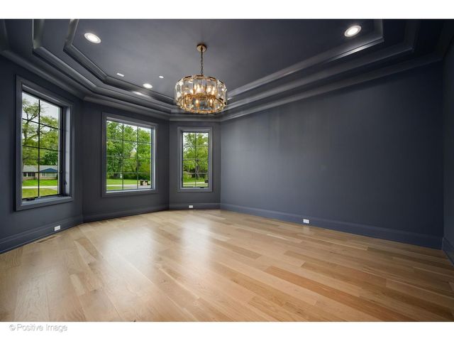 1851 Oakwood Road, Northbrook, IL 60062
