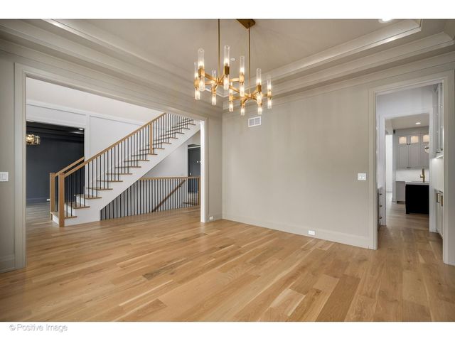 1851 Oakwood Road, Northbrook, IL 60062