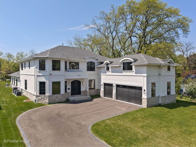 1851 Oakwood Road, Northbrook, IL 60062