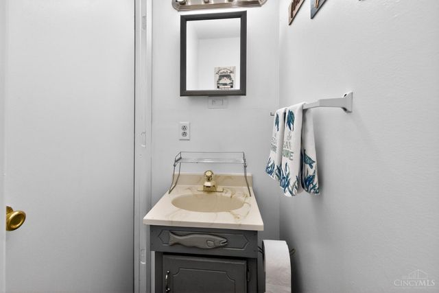 3301 Wildwood Road, Middletown, OH 45042