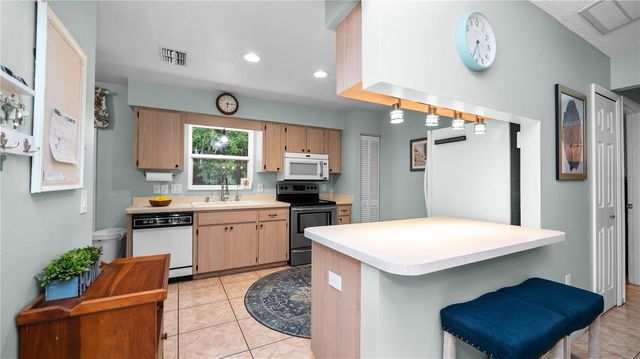 4954 PLEASANT HOLLOW TRAIL, Lakeland, FL 33811