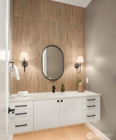 7020 139th Place NE, Redmond, WA 98052