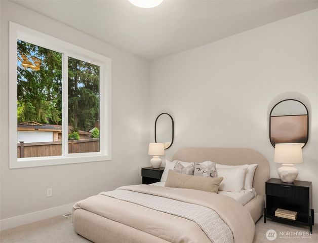 7020 139th Place NE, Redmond, WA 98052